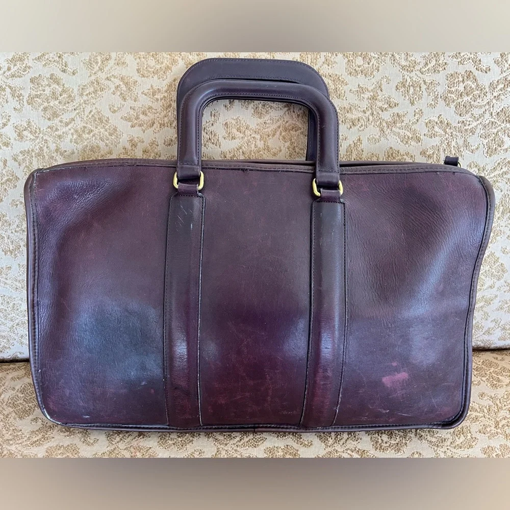 Vintage COACH Attache Burgundy New York City Leather Briefcase Portfolio 5060